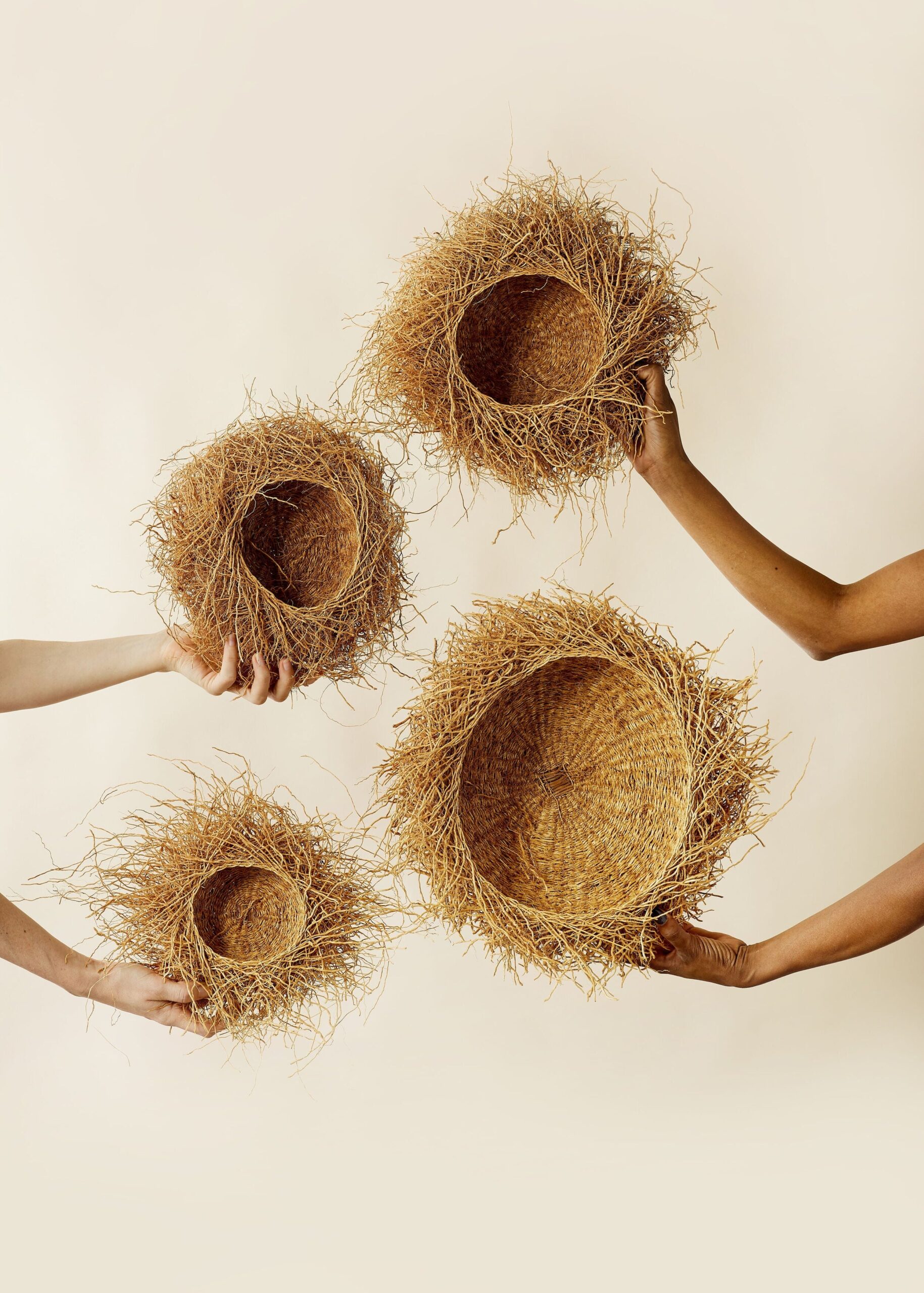 vetiverbasket_small_medium_large_extralarge_maya_nicole.jpg Vetiver Baskets - Image 1